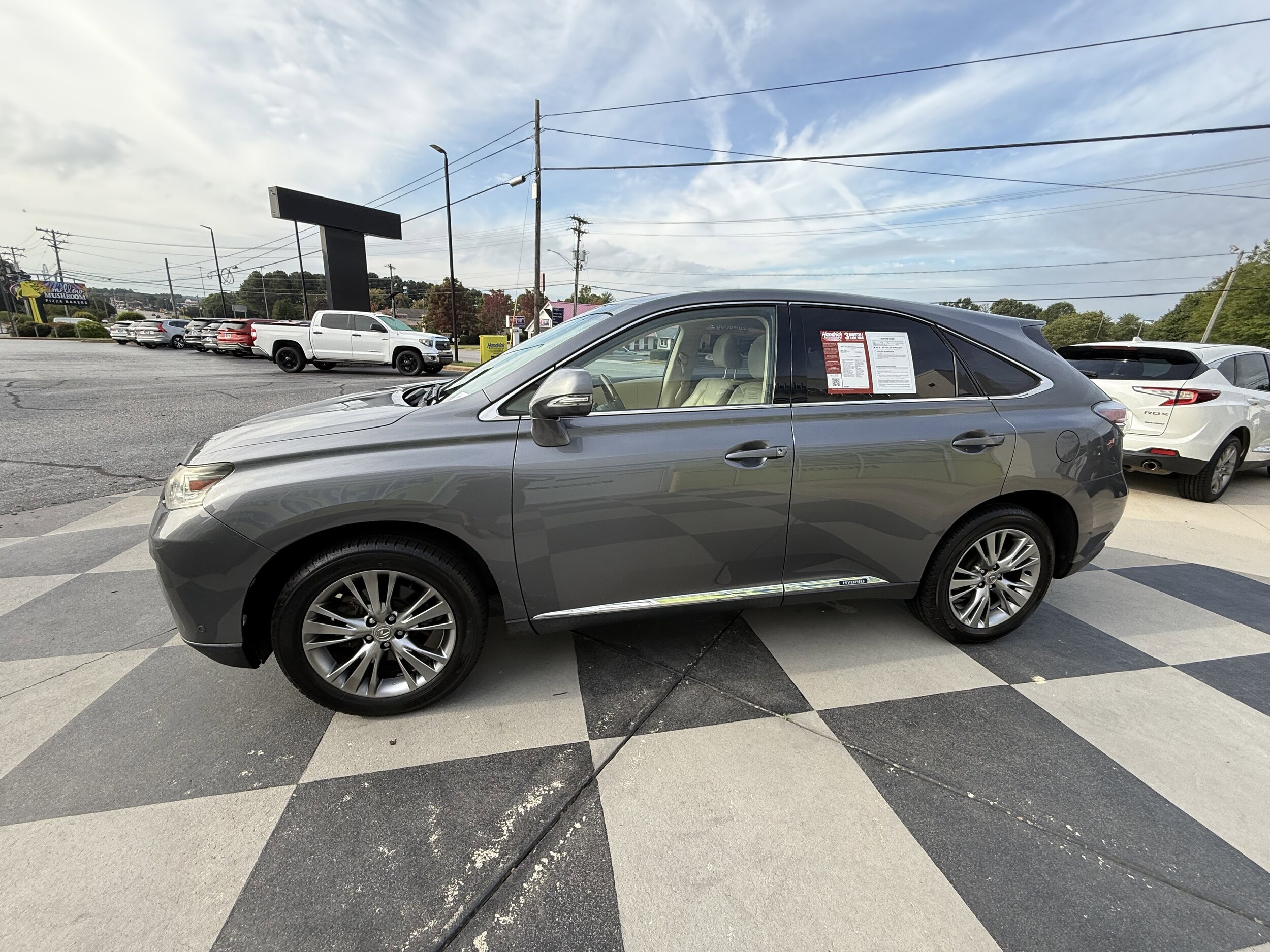 2013 Lexus RX 450h photo 3