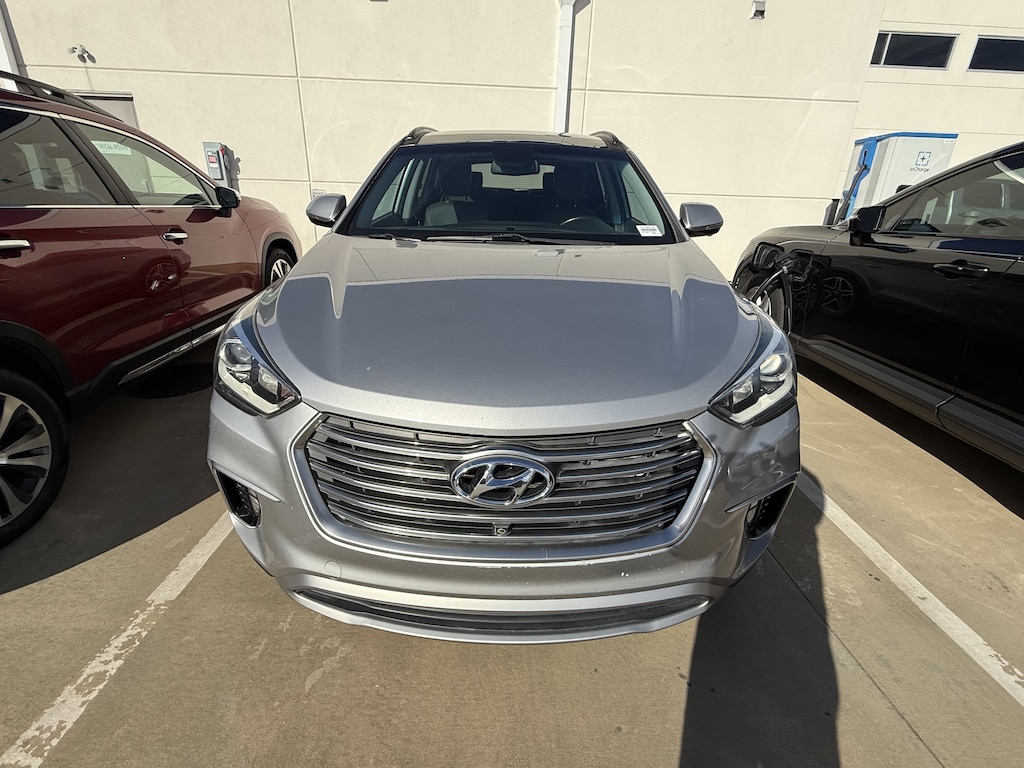 Used 2018 Hyundai Santa Fe SE Ultimate SUV