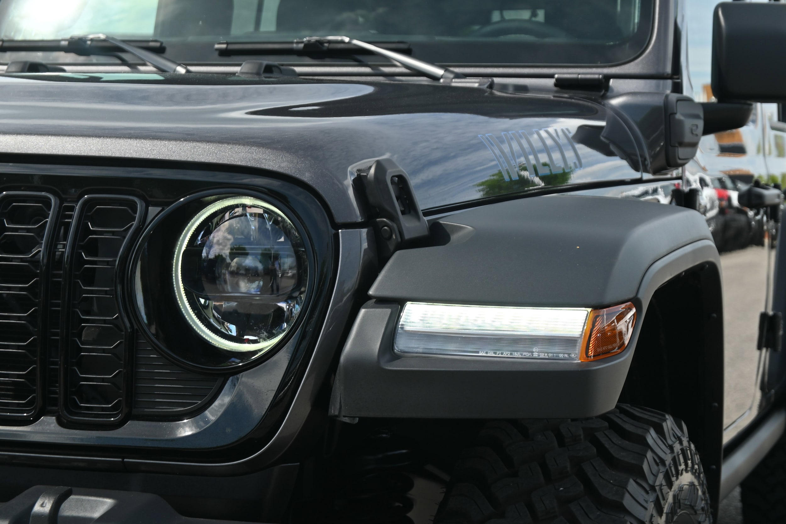 2025 Jeep Wrangler 4xe Willys photo 5