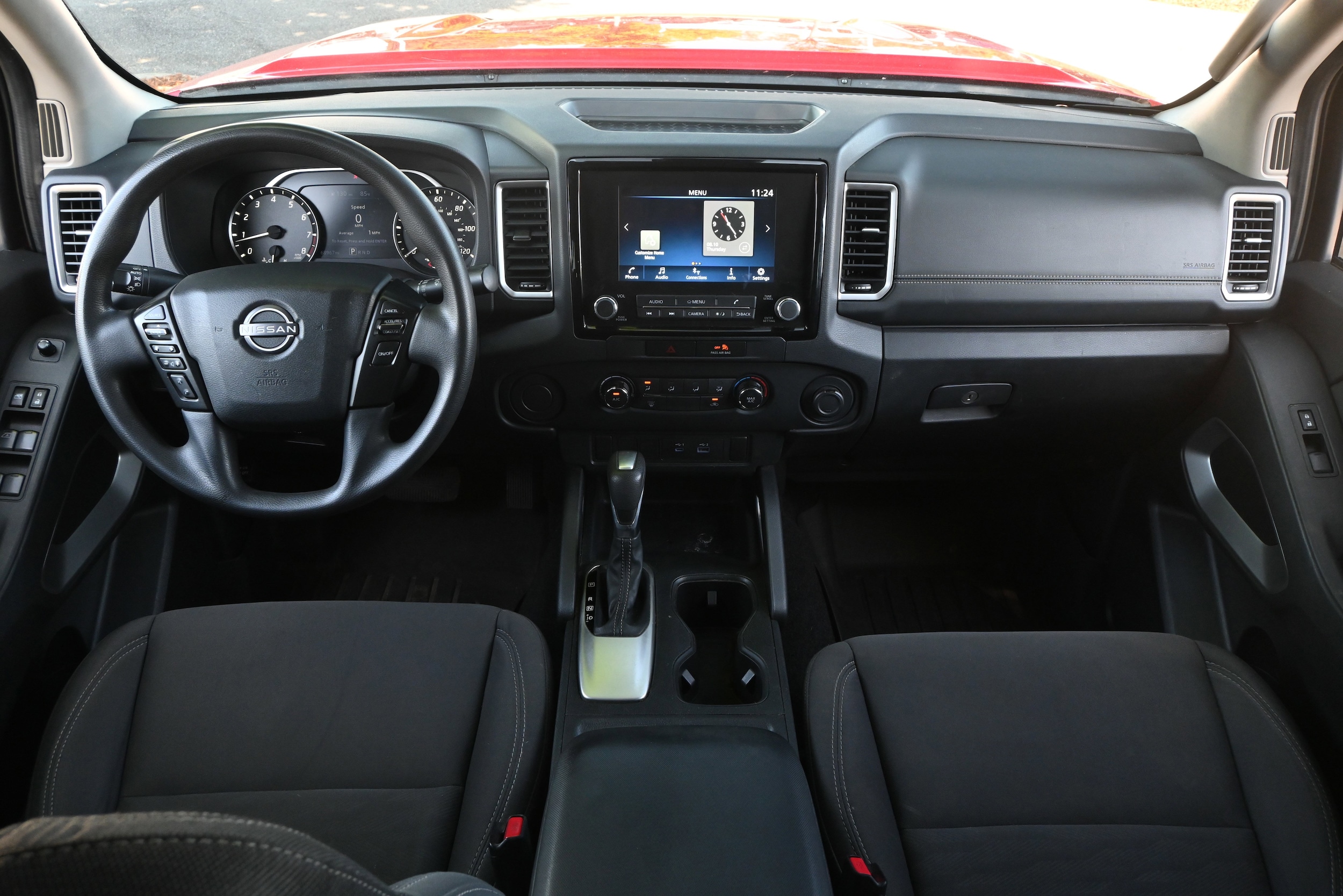 2022 Nissan Frontier SV photo 2