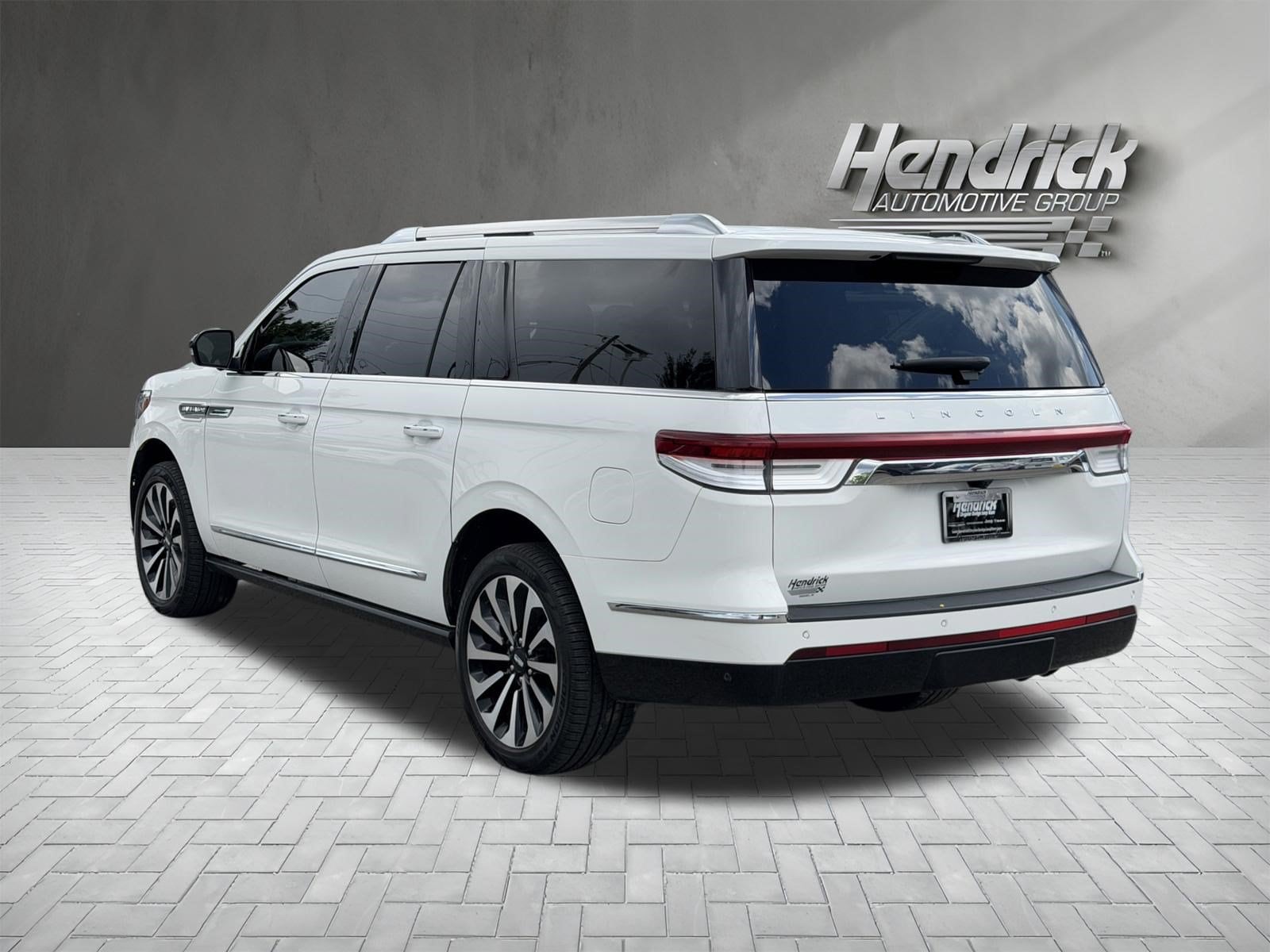 2023 Lincoln Navigator L Reserve