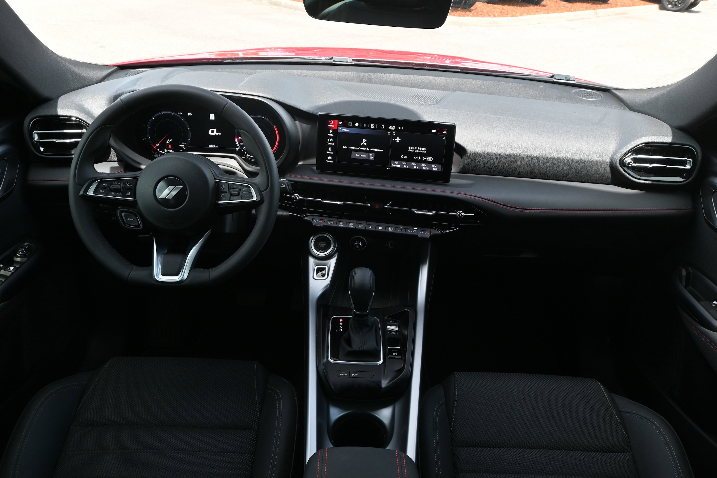 2023 Dodge Hornet GT photo 2