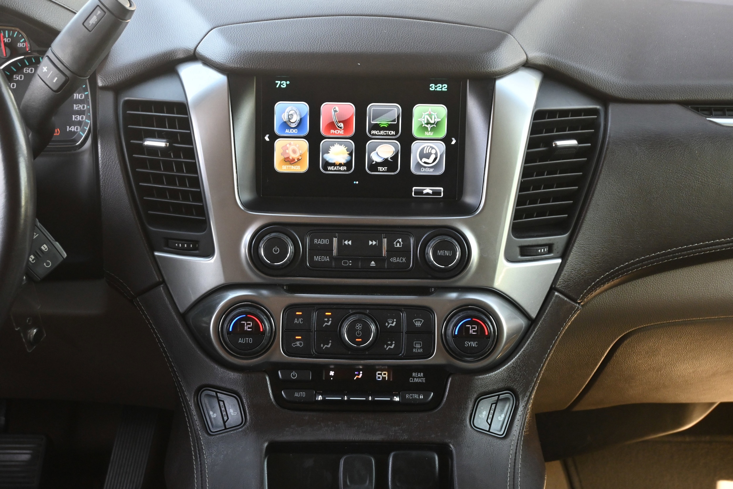 2020 Chevrolet Tahoe LT photo 4