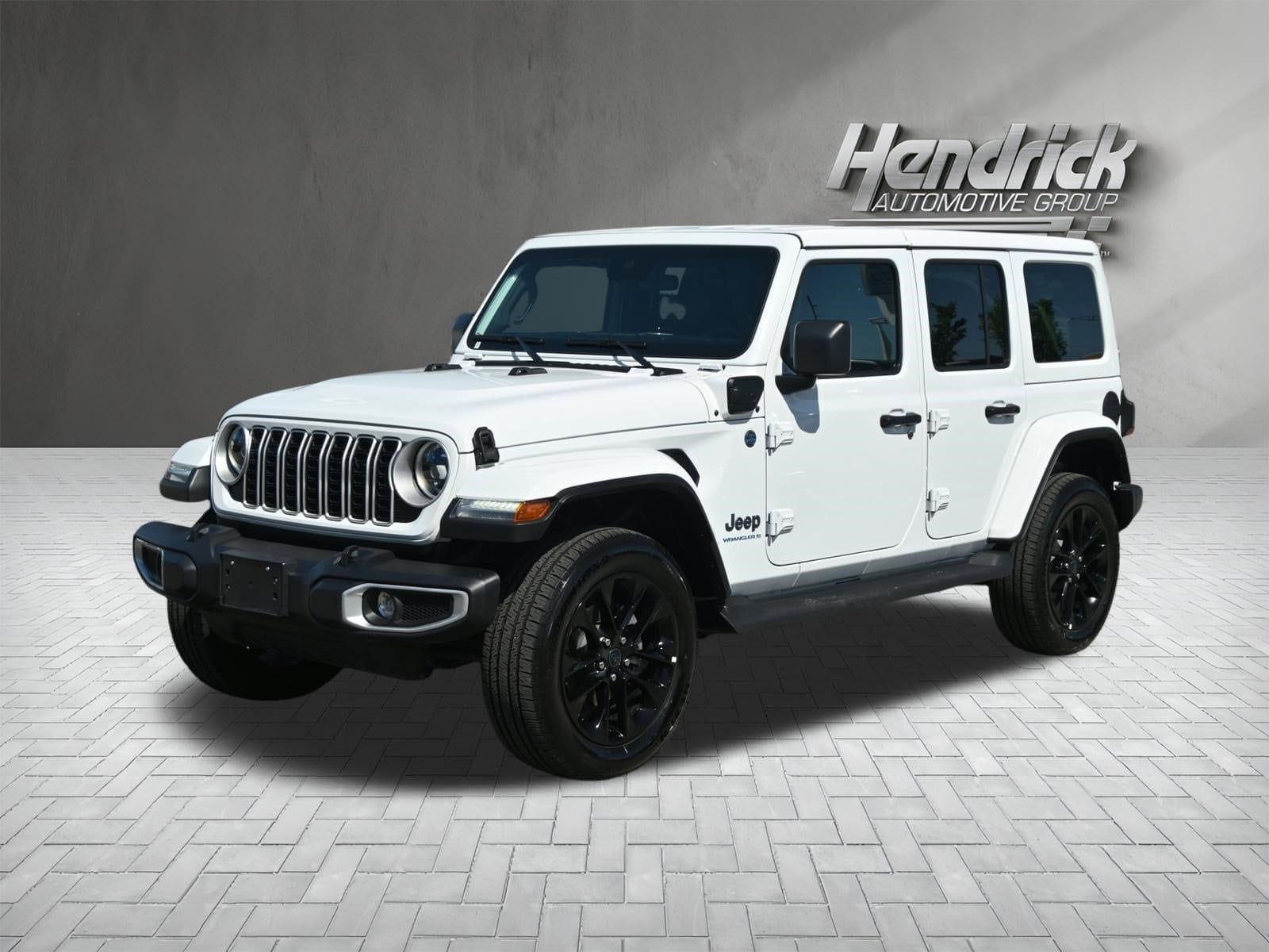 2025 Jeep Wrangler 4xe Sahara photo 6