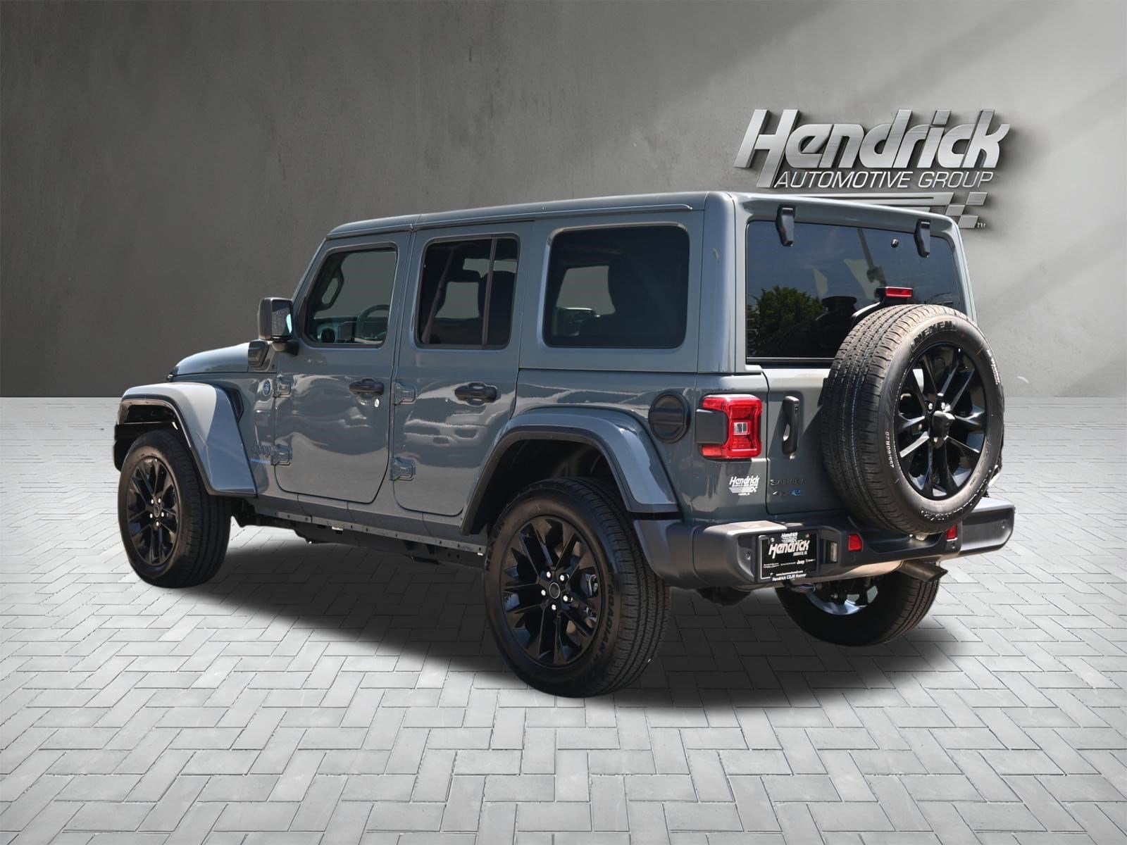 2025 Jeep Wrangler 4xe Sahara photo 3