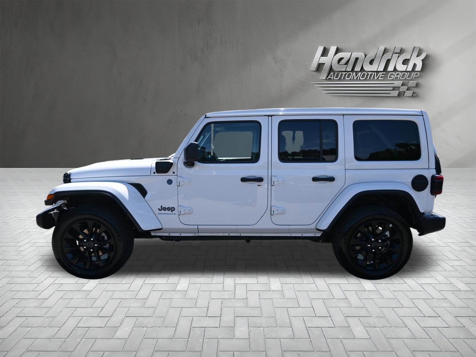 2025 Jeep Wrangler 4xe Sahara photo 6