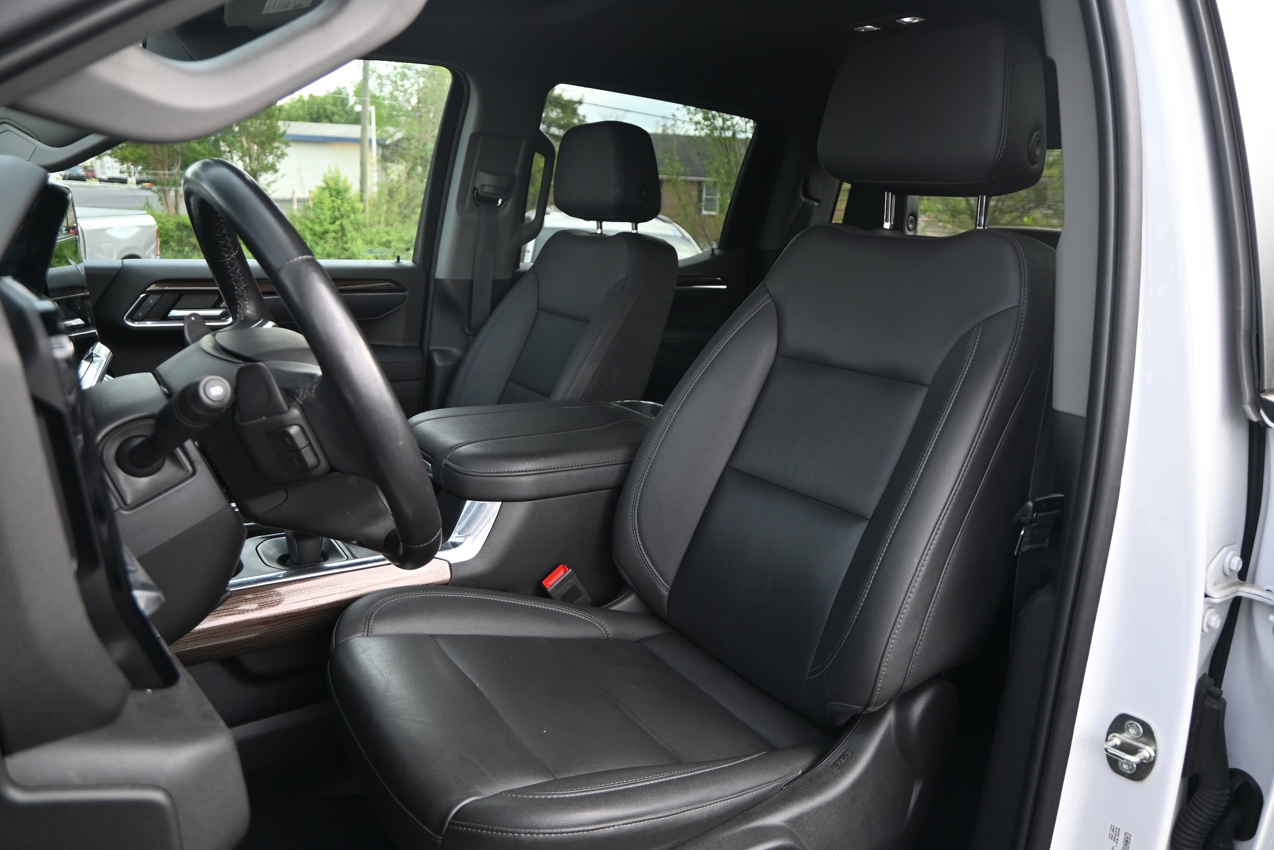 2023 Chevrolet Silverado 1500 RST photo 5