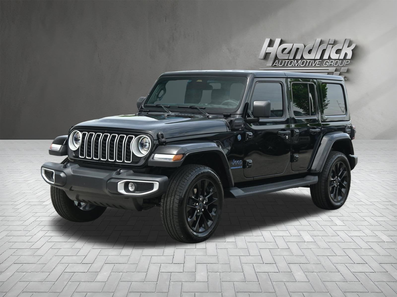 2025 Jeep Wrangler 4xe Sahara photo 4
