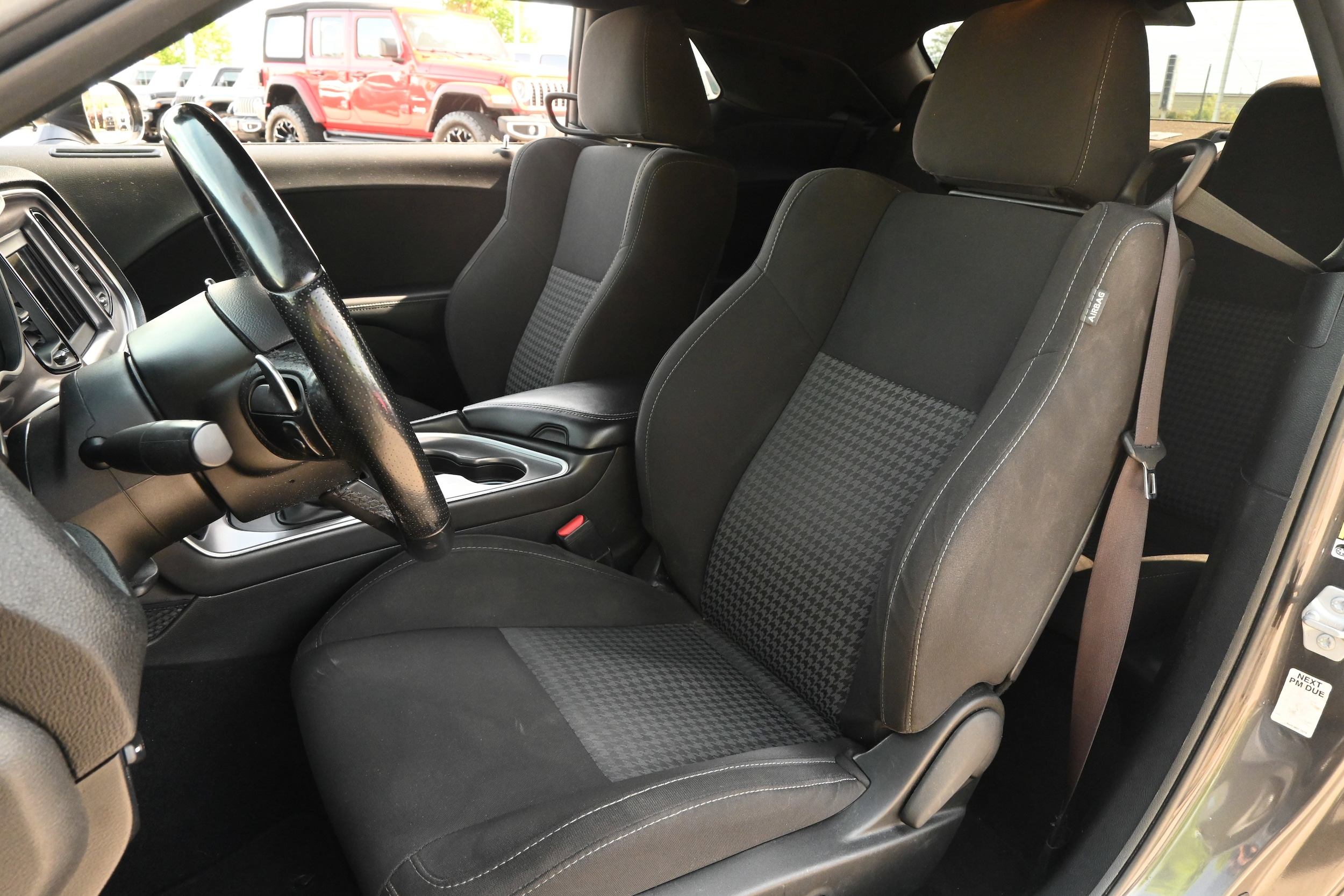 2022 Dodge Challenger GT photo 6