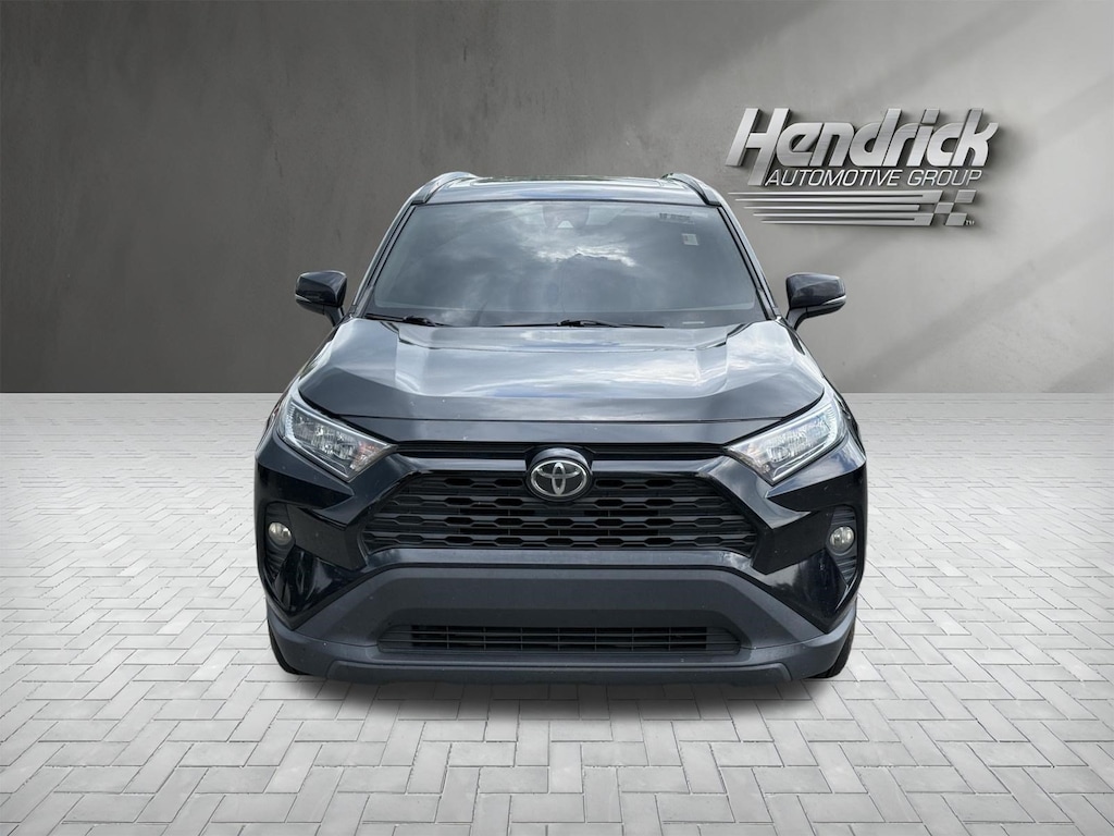 Used 2020 Toyota RAV4 XLE SUV