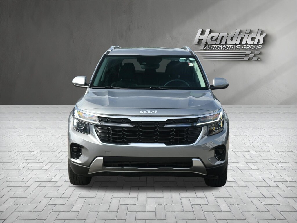 Used 2025 Kia Seltos EX SUV