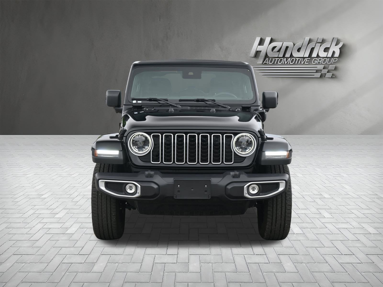 2025 Jeep Wrangler 4xe Sahara photo 2