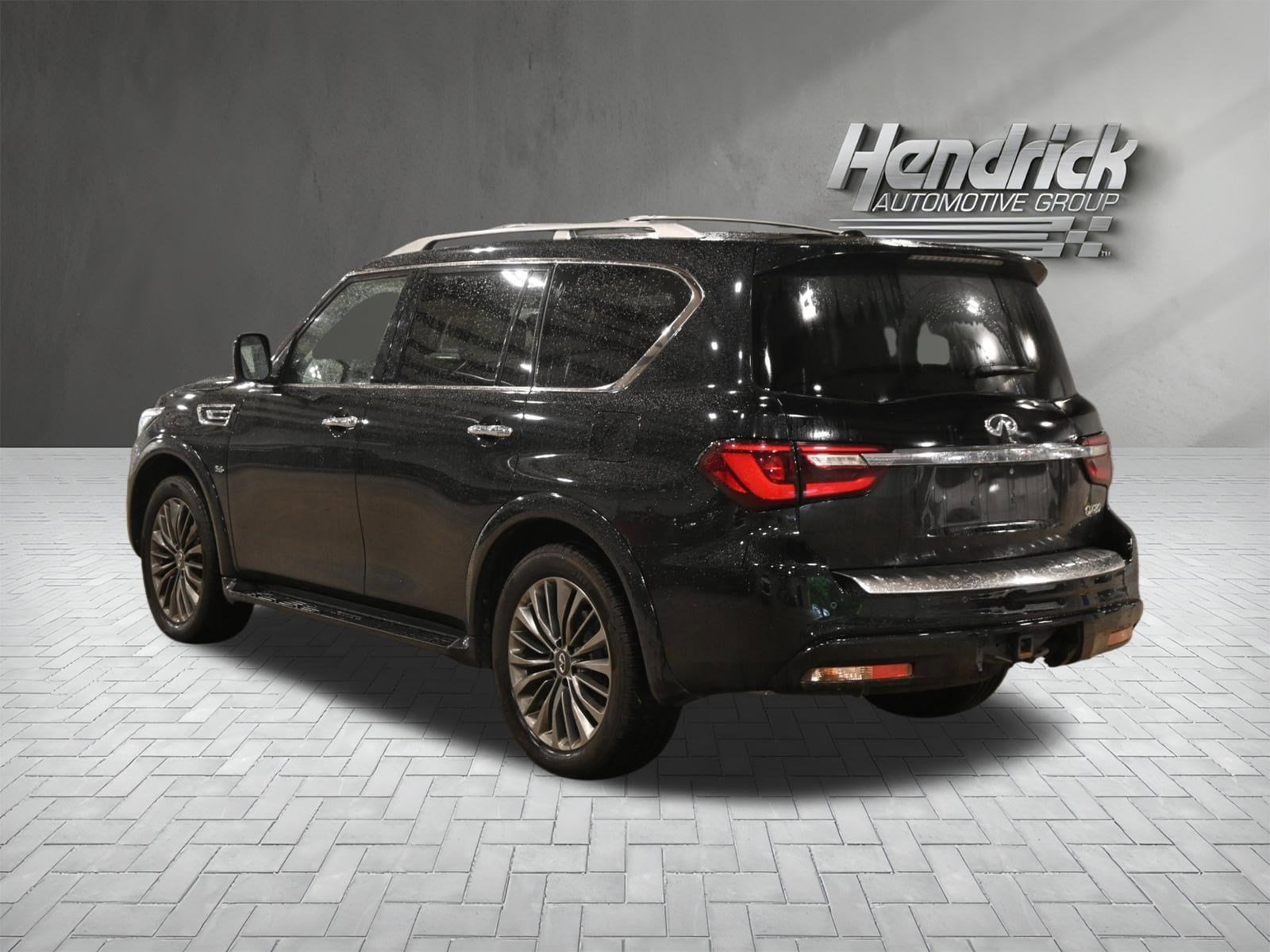 INFINITI QX80 LUXE