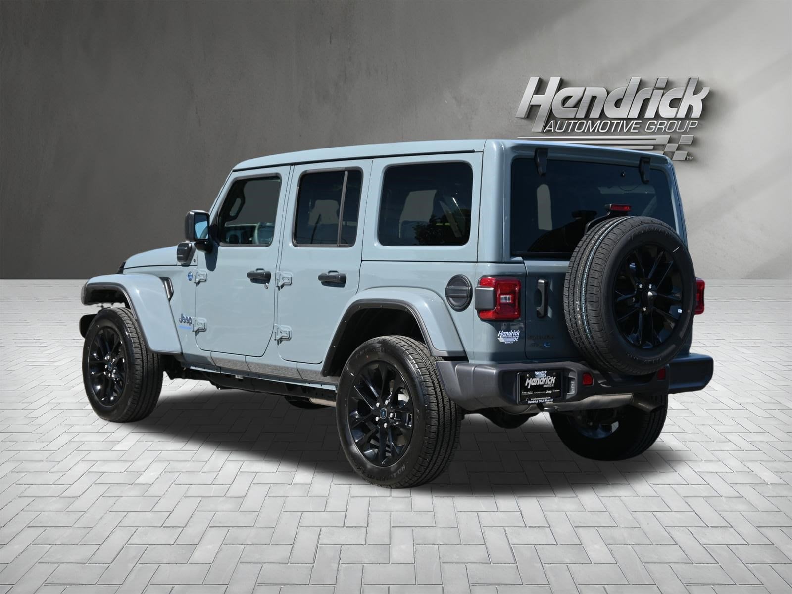 2025 Jeep Wrangler 4xe Sahara photo 3