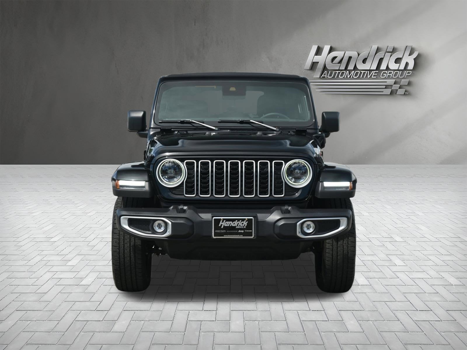 2025 Jeep Wrangler 4xe Sahara photo 2