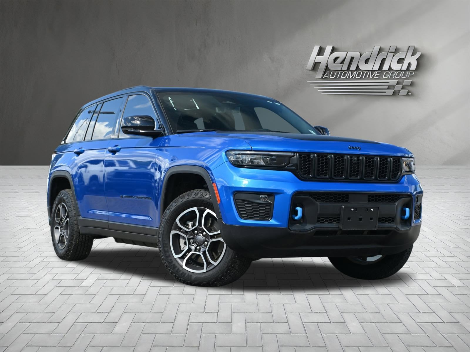 Used 2024 Jeep Grand Cherokee Trailhawk 4xe with VIN 1C4RJYC64R8922997 for sale in Kansas City