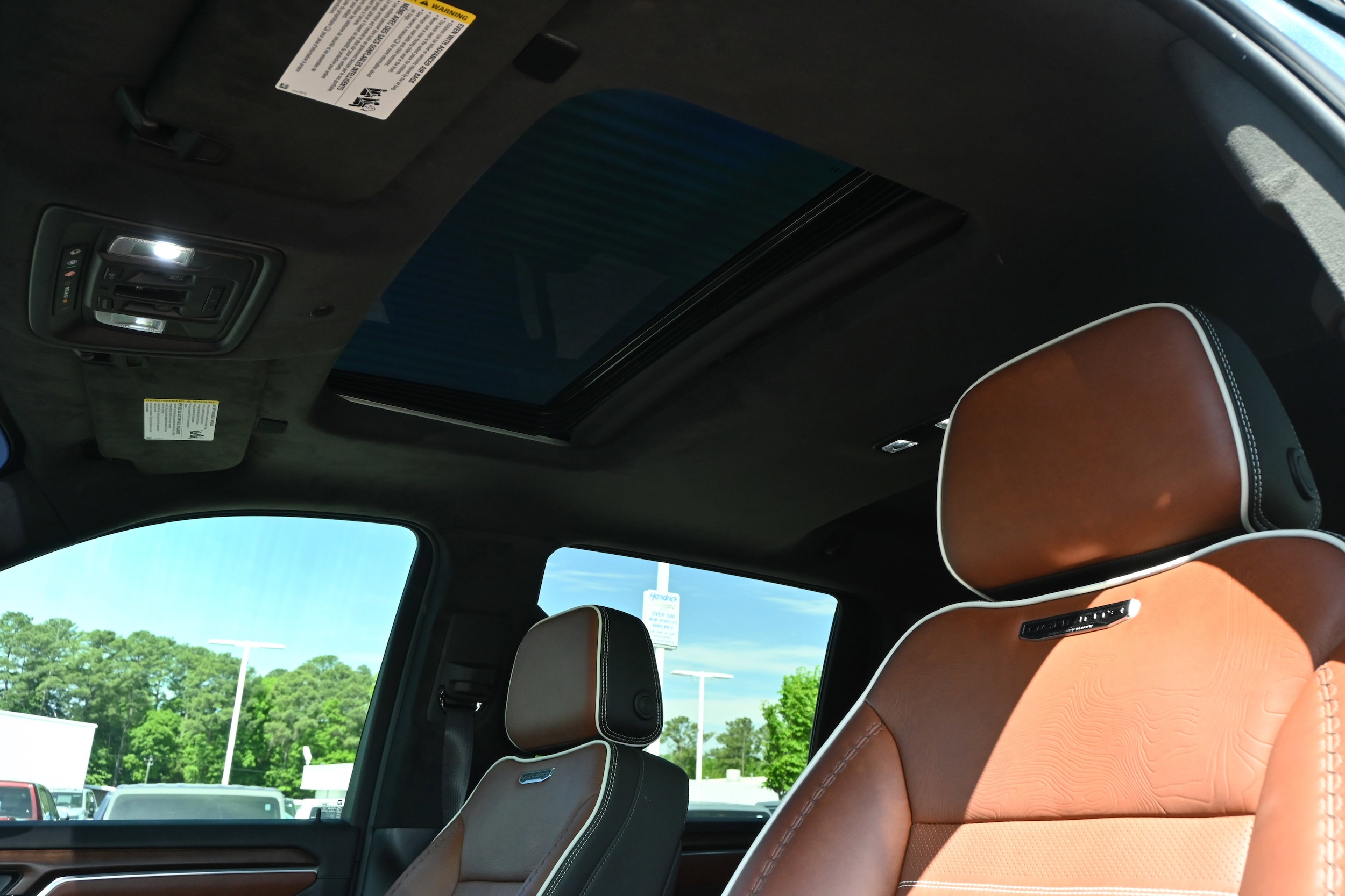 2025 GMC Sierra 2500HD Denali Ultimate photo 3