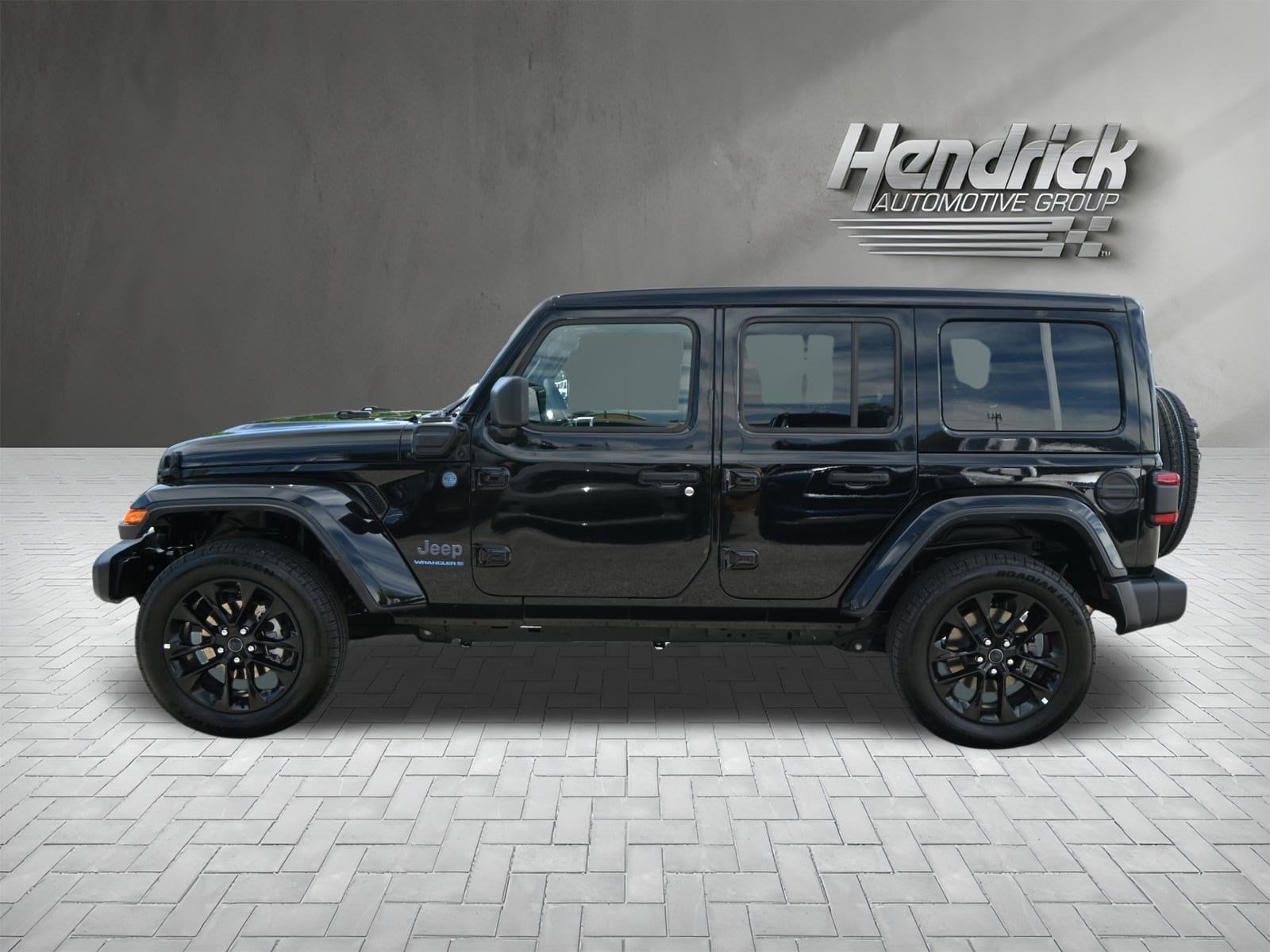 2025 Jeep Wrangler 4xe Sahara photo 6