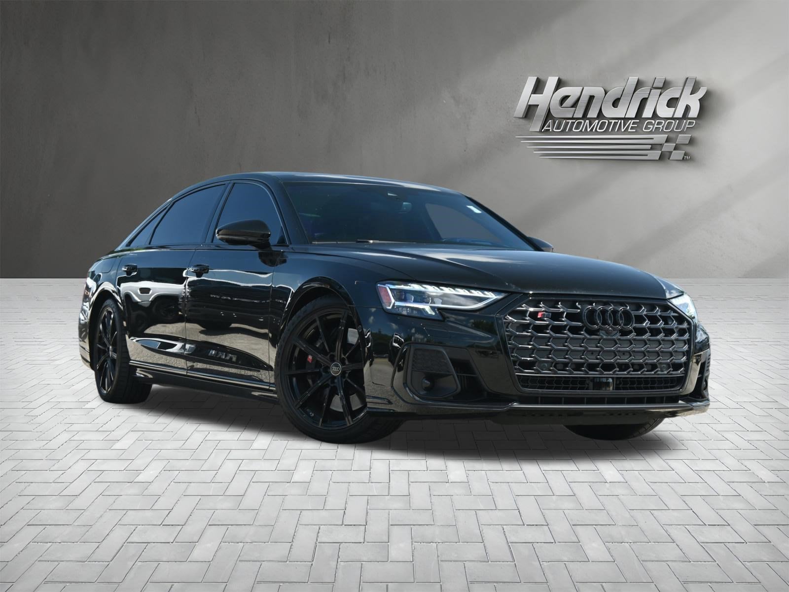 Audi S8