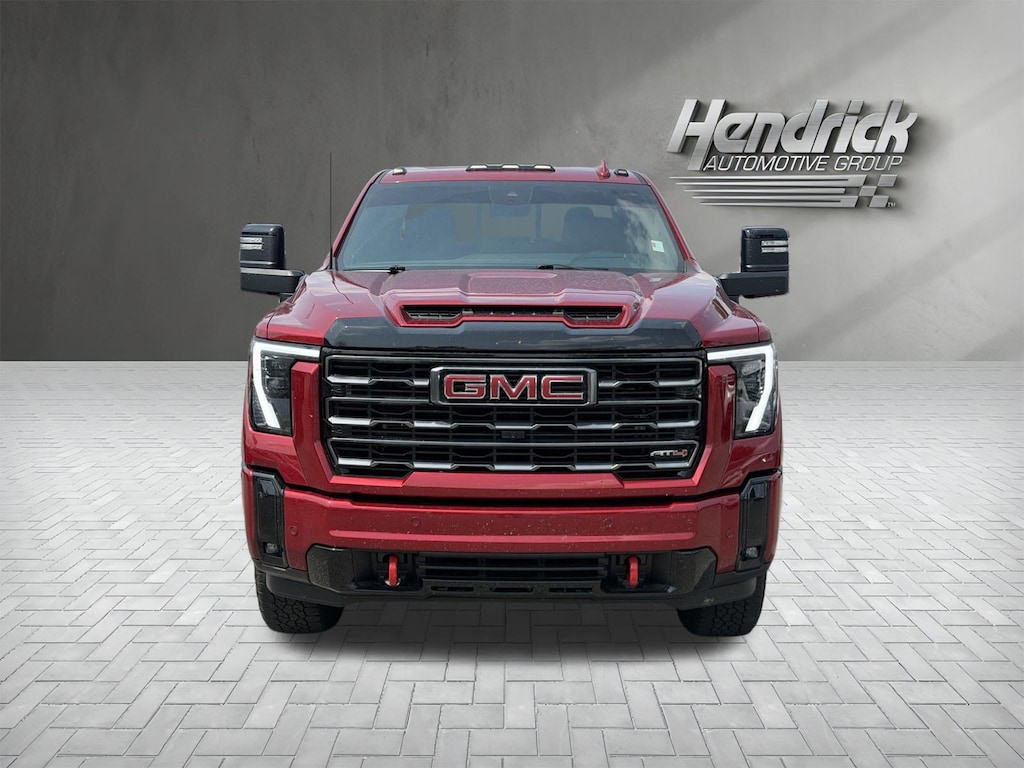 Used 2025 GMC Sierra 2500HD AT4 Pickup