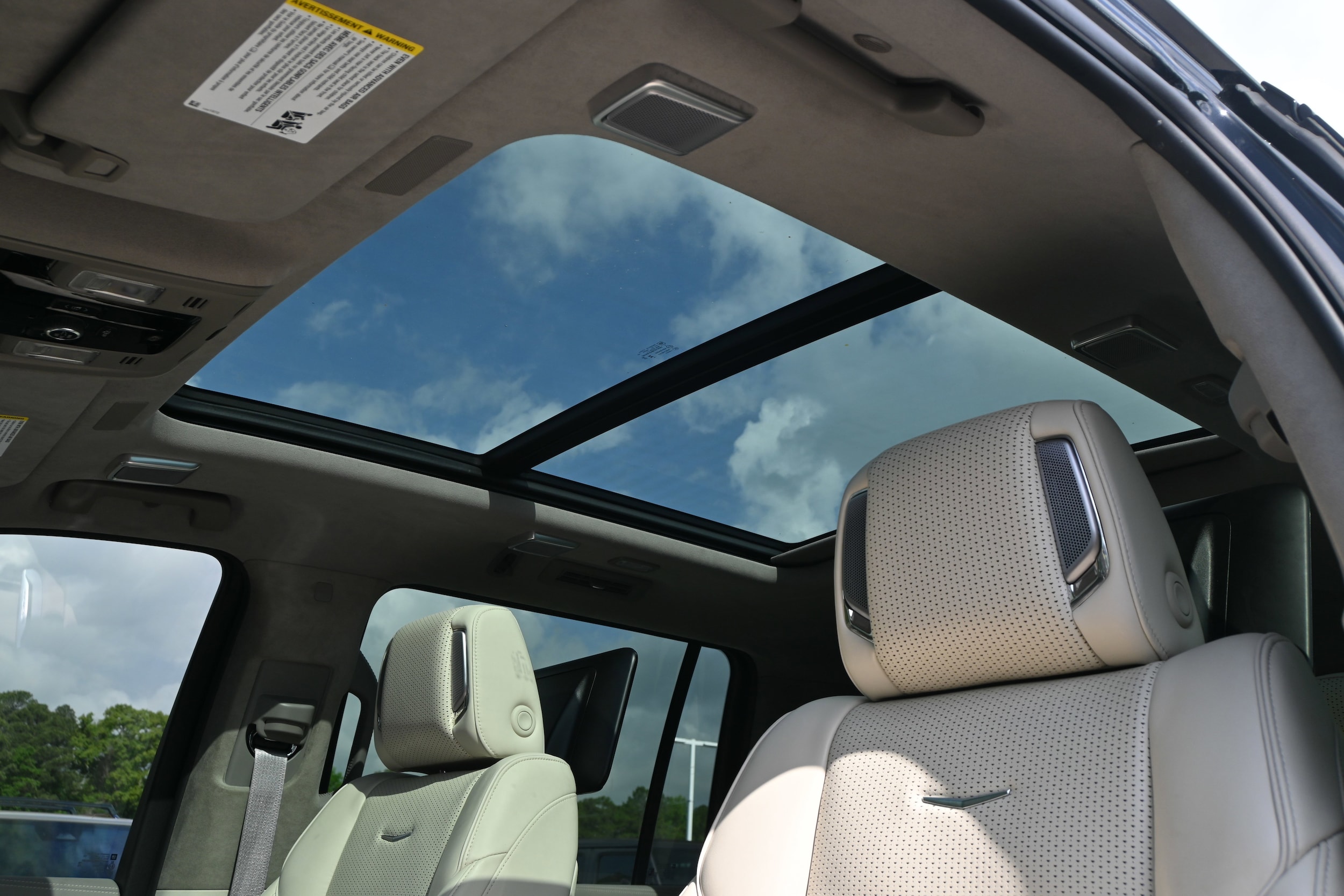 2025 CADILLAC Escalade ESV 4WD Sport Platinum photo 3