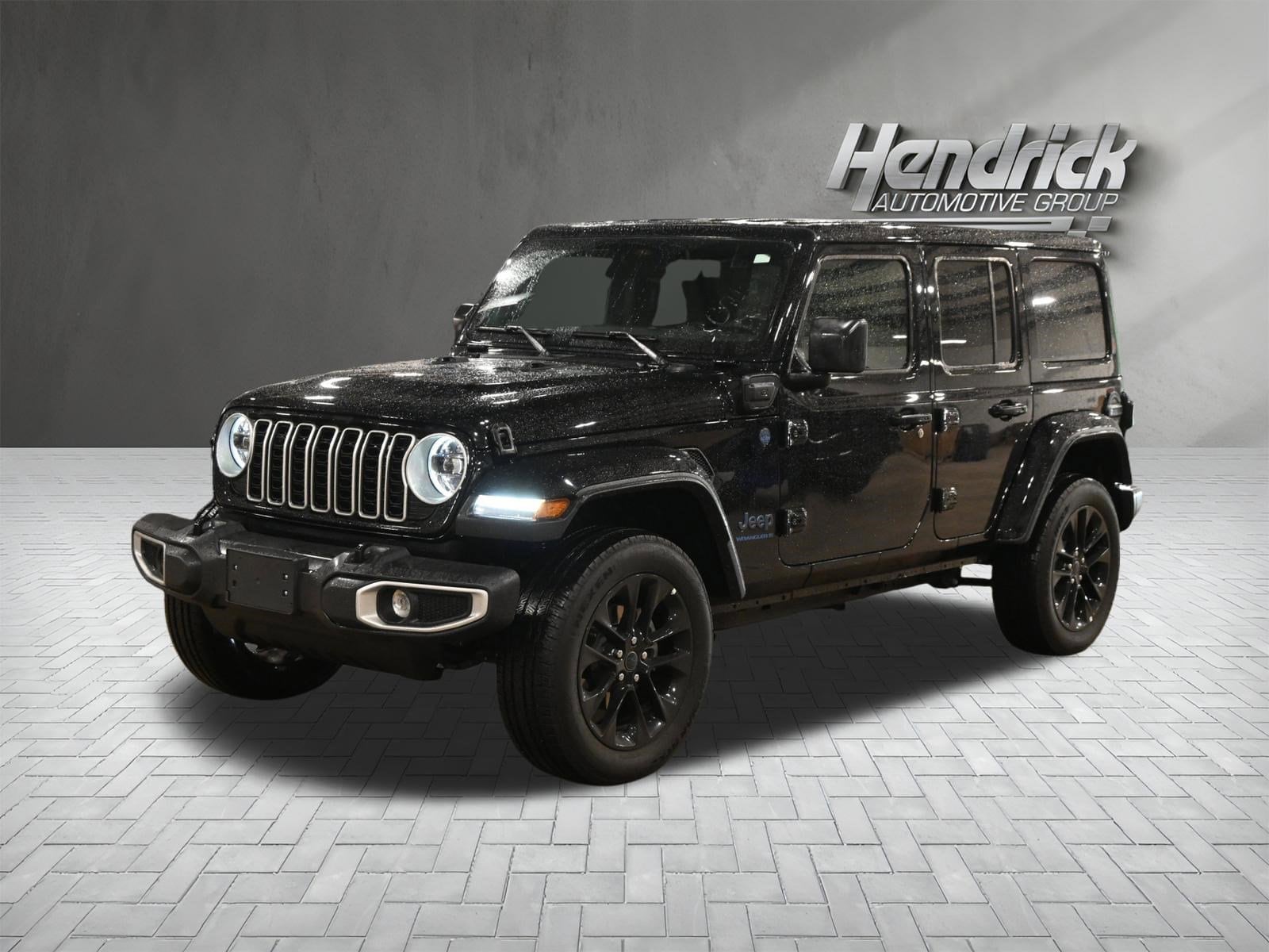 2025 Jeep Wrangler 4xe Sahara photo 4