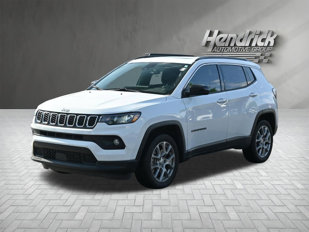 Used 2024 Jeep Compass Latitude Lux SUV
