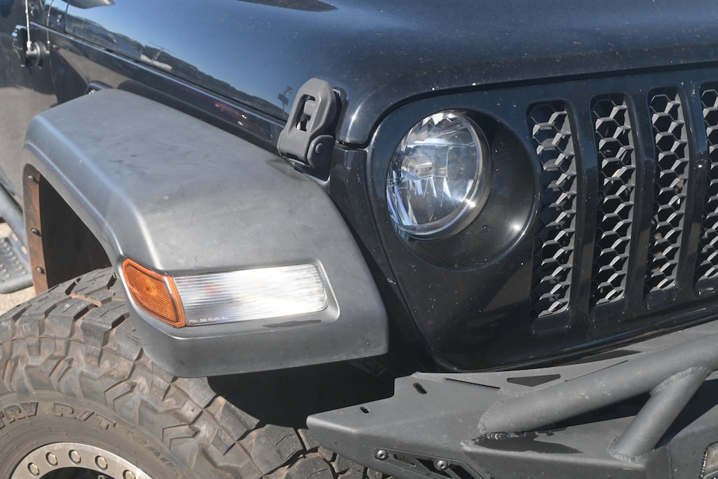 Used 2020 Jeep Gladiator Sport S Pickup