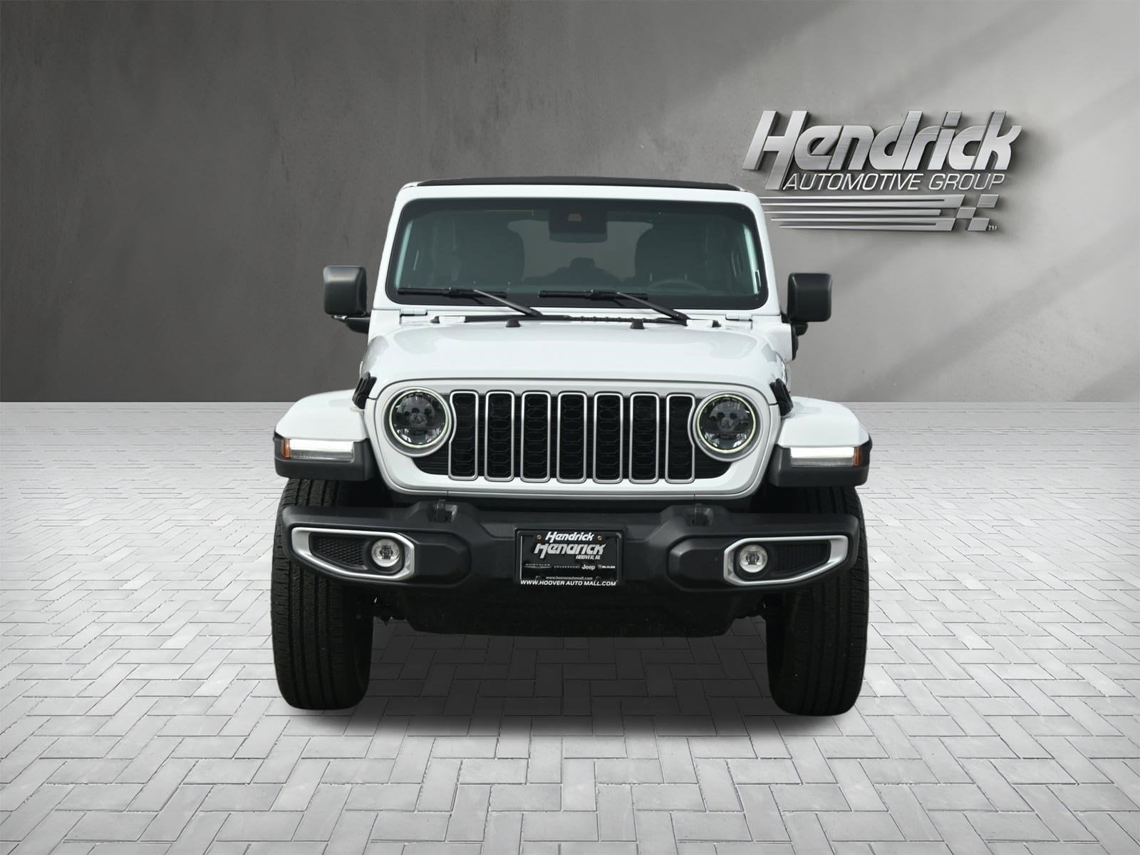 2025 Jeep Wrangler 4xe Sahara photo 2