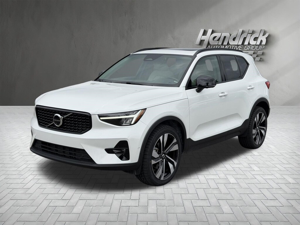 Used 2023 Volvo XC40 Plus Dark Theme SUV