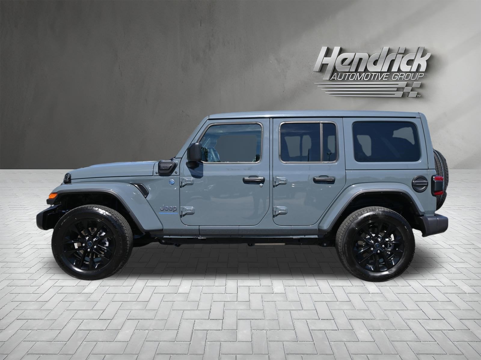 2025 Jeep Wrangler 4xe Sahara photo 6