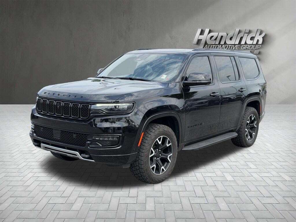 Used 2025 Jeep Wagoneer Series II Overland SUV
