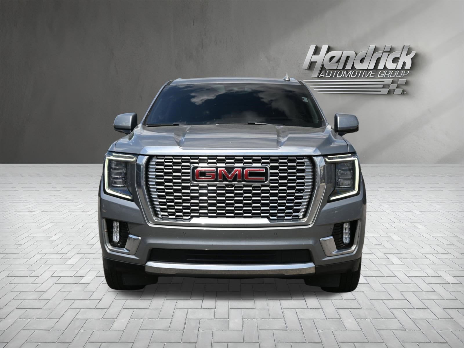 2023 GMC Yukon Denali photo 4