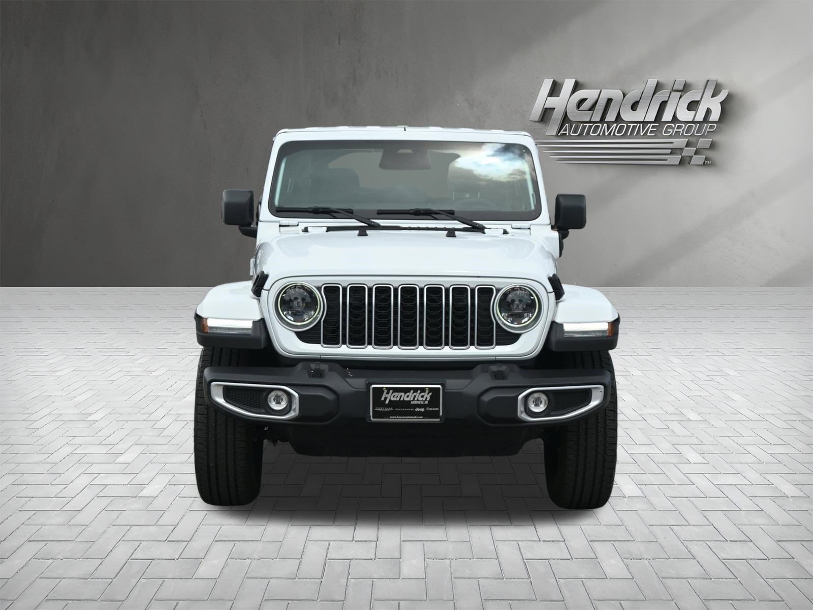 2025 Jeep Wrangler 4xe Sahara photo 2