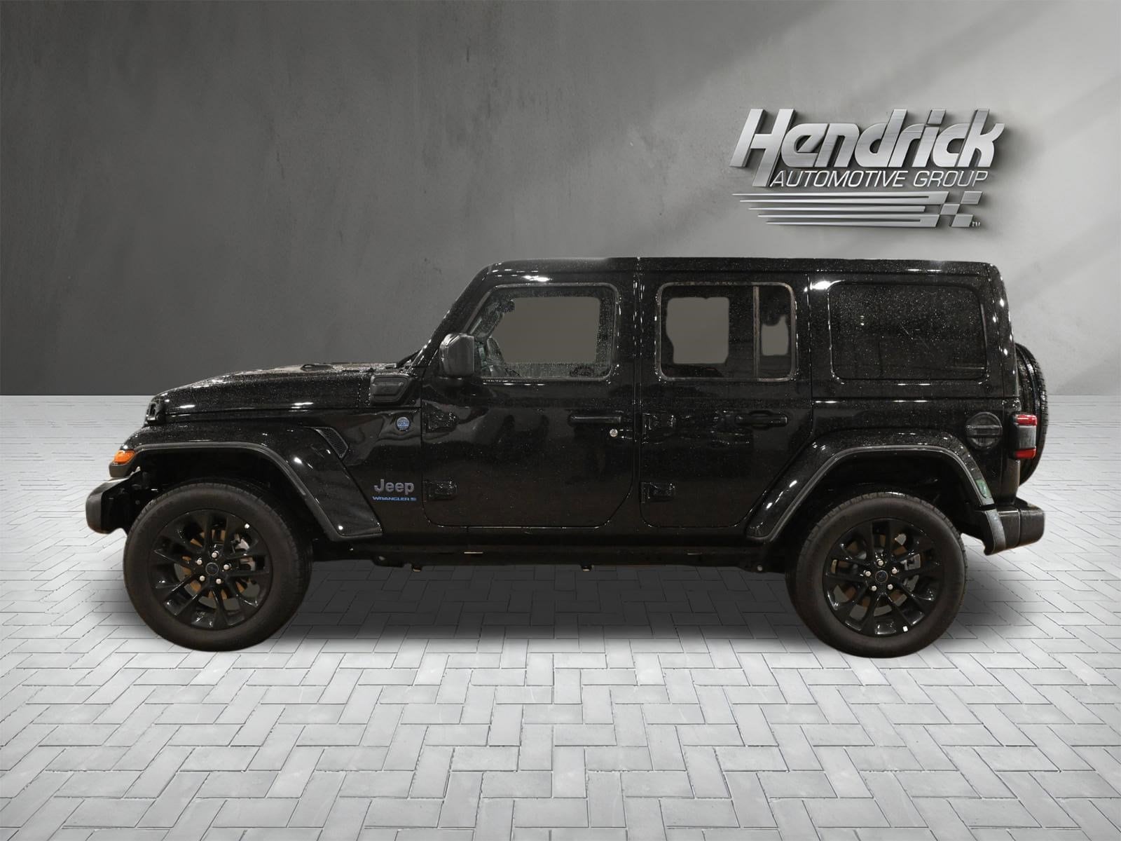 2025 Jeep Wrangler 4xe Sahara photo 5