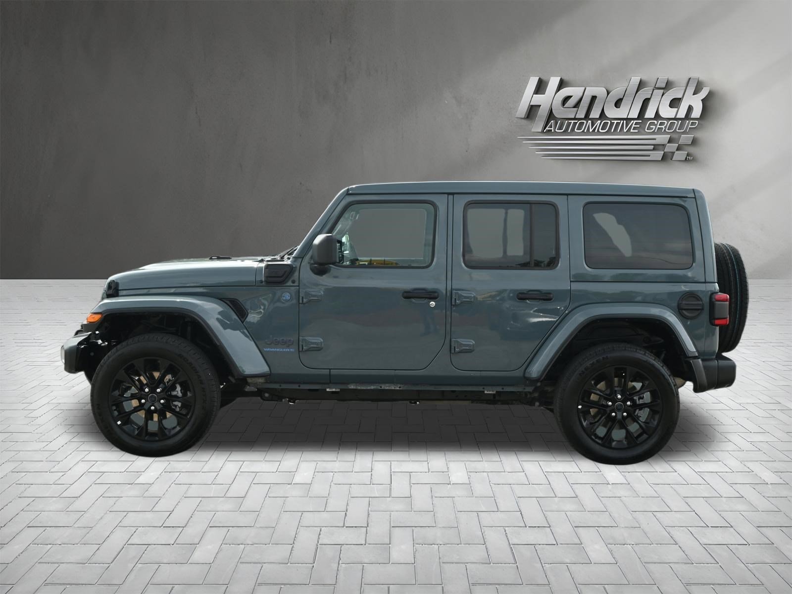 2025 Jeep Wrangler 4xe Sahara photo 6