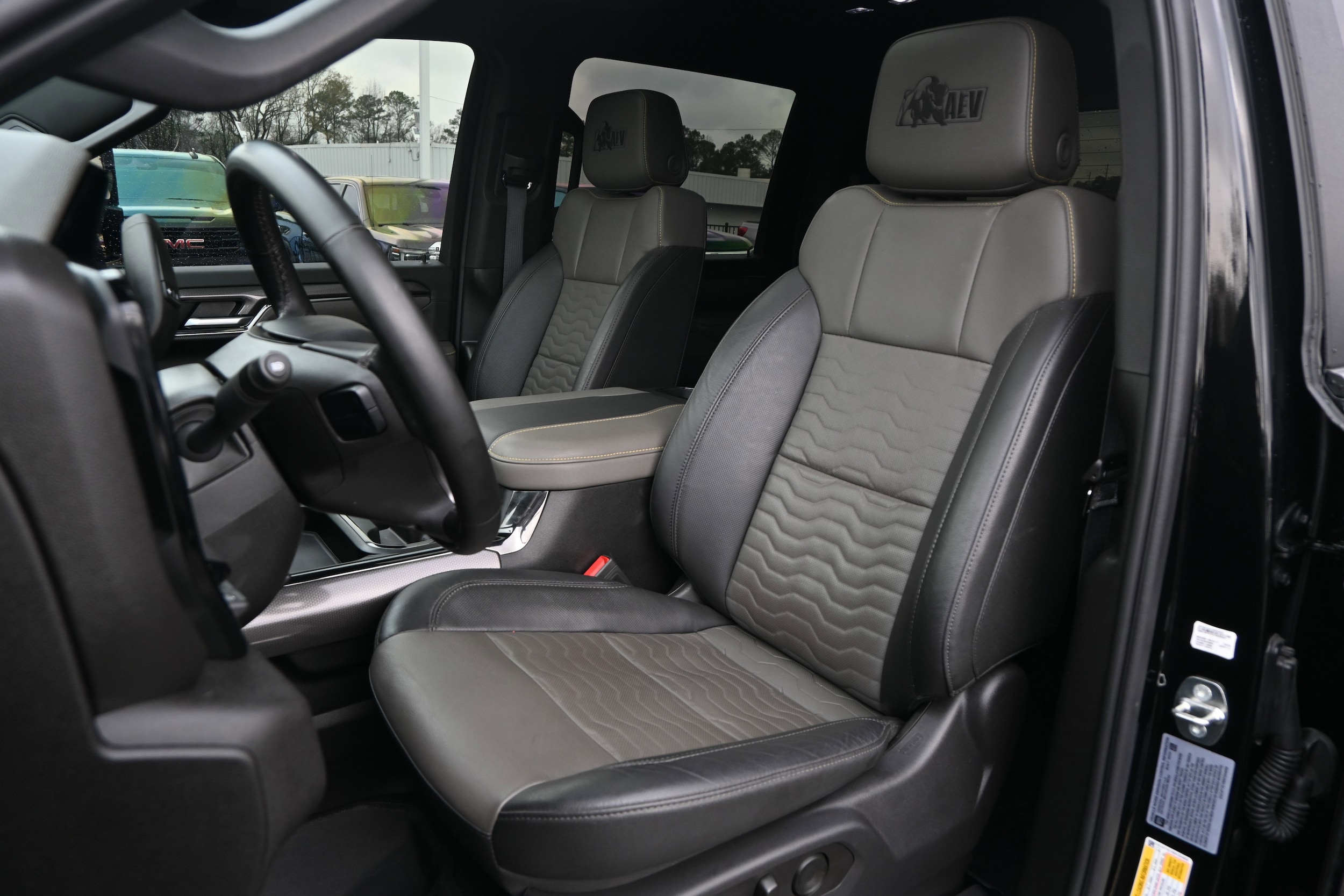 2024 Chevrolet Silverado 2500HD ZR2 photo 5