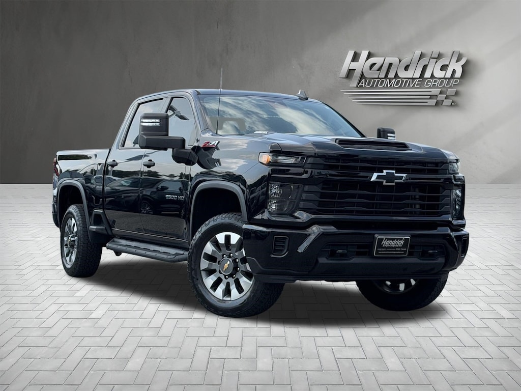 Used 2024 Chevrolet Silverado 2500HD Custom Pickup