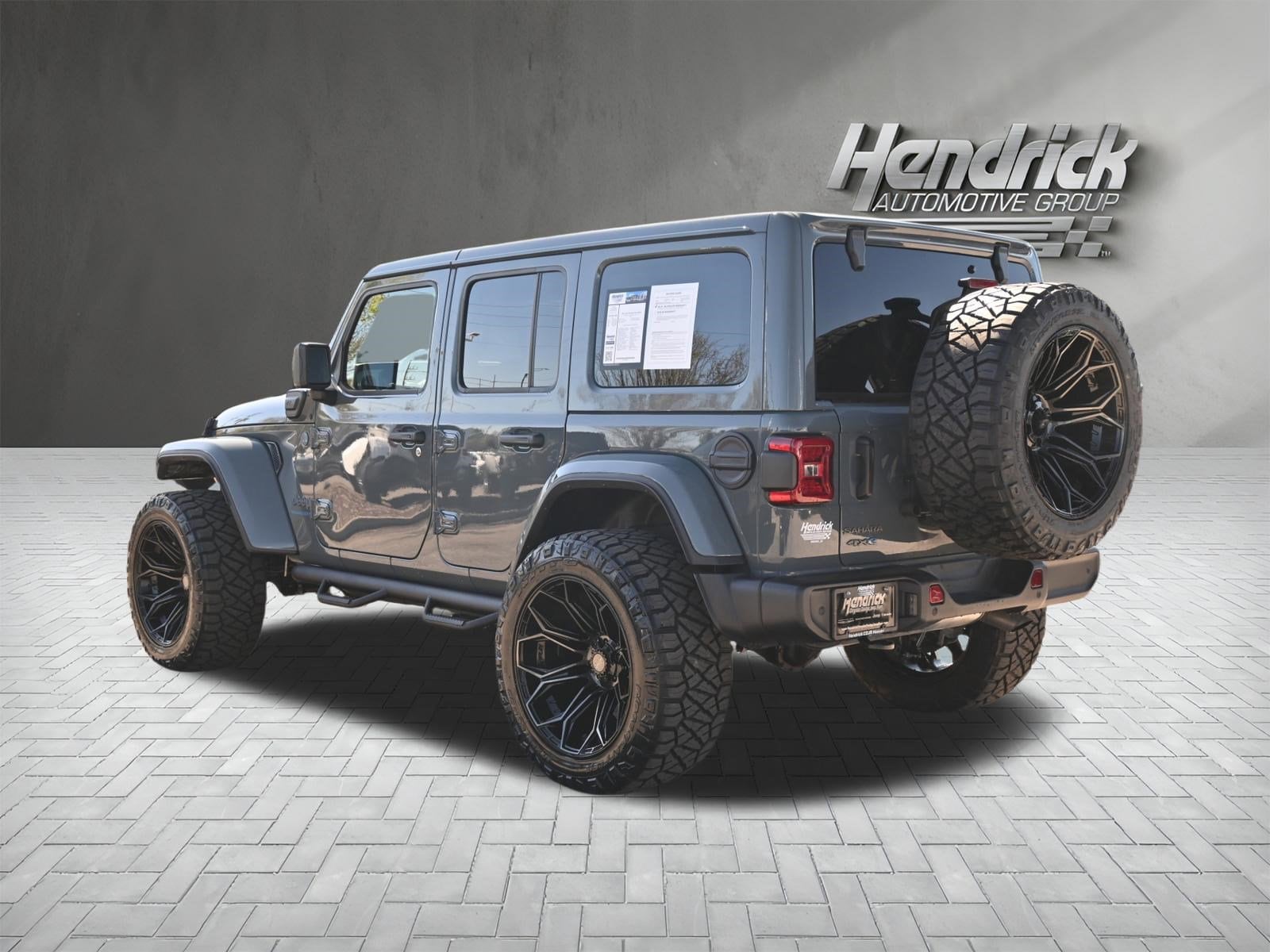 2025 Jeep Wrangler 4xe Sahara photo 6