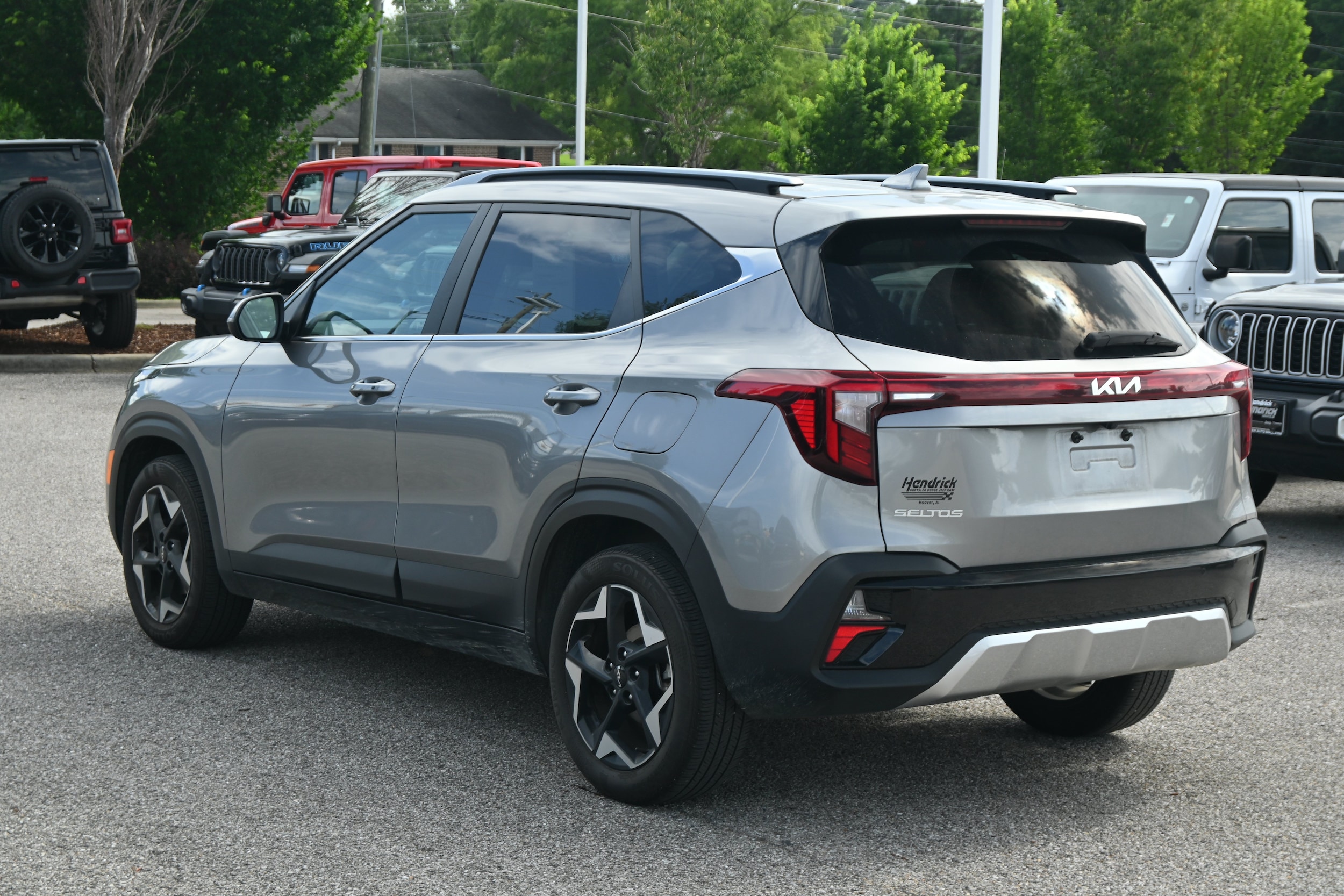 Kia Seltos EX