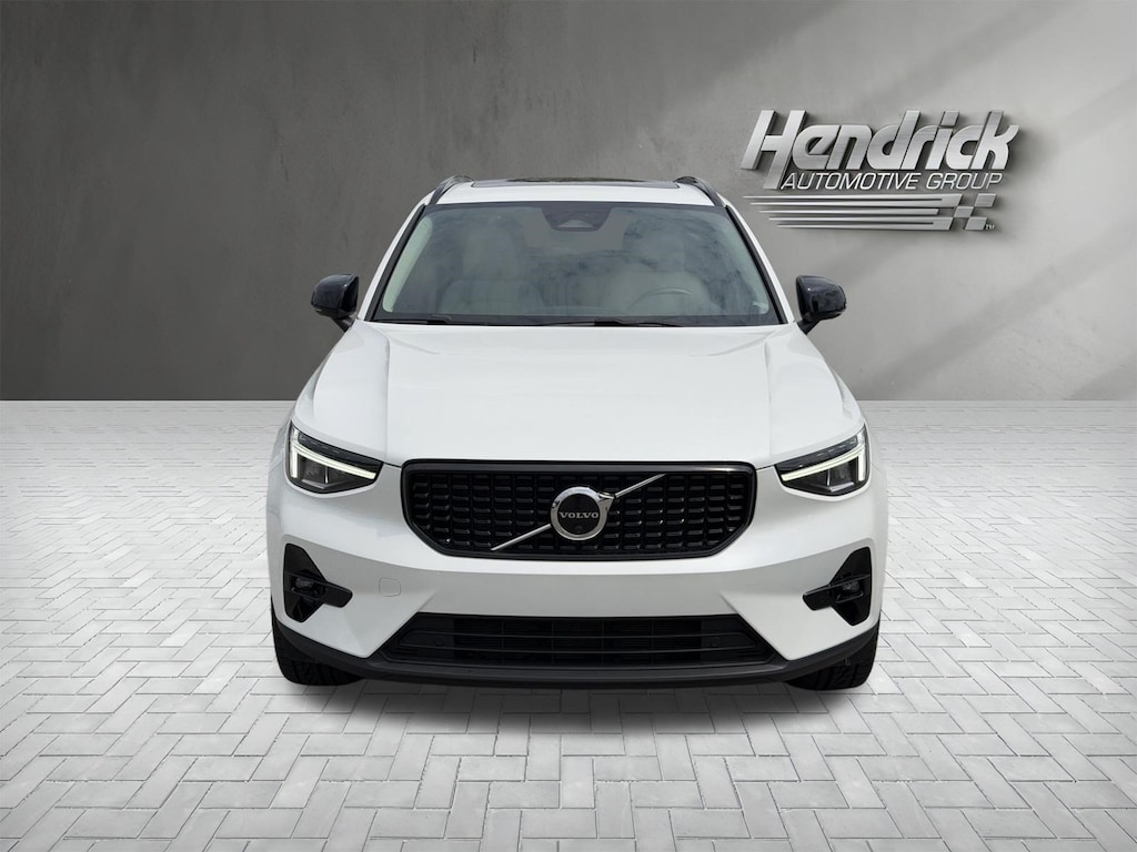 Used 2023 Volvo XC40 Plus Dark Theme SUV