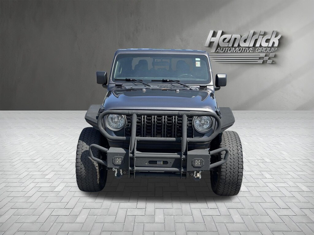 Used 2025 Jeep Gladiator Nighthawk Pickup