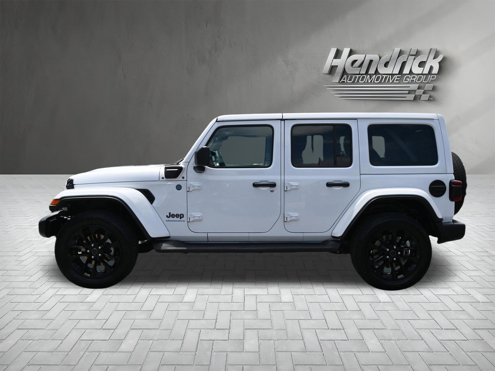 2025 Jeep Wrangler 4xe Sahara photo 6