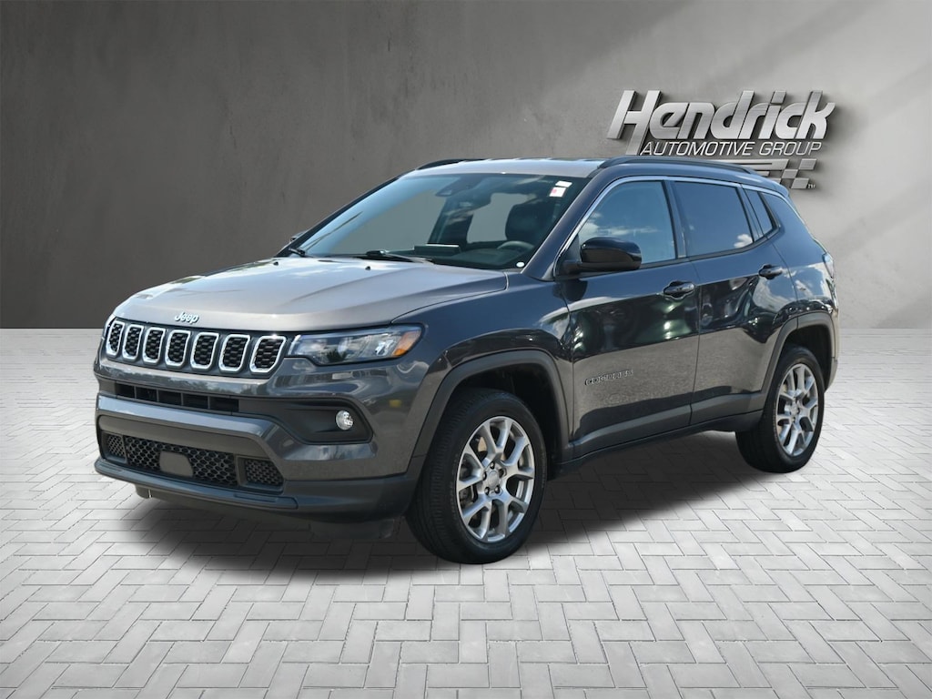 Used 2024 Jeep Compass Latitude Lux SUV