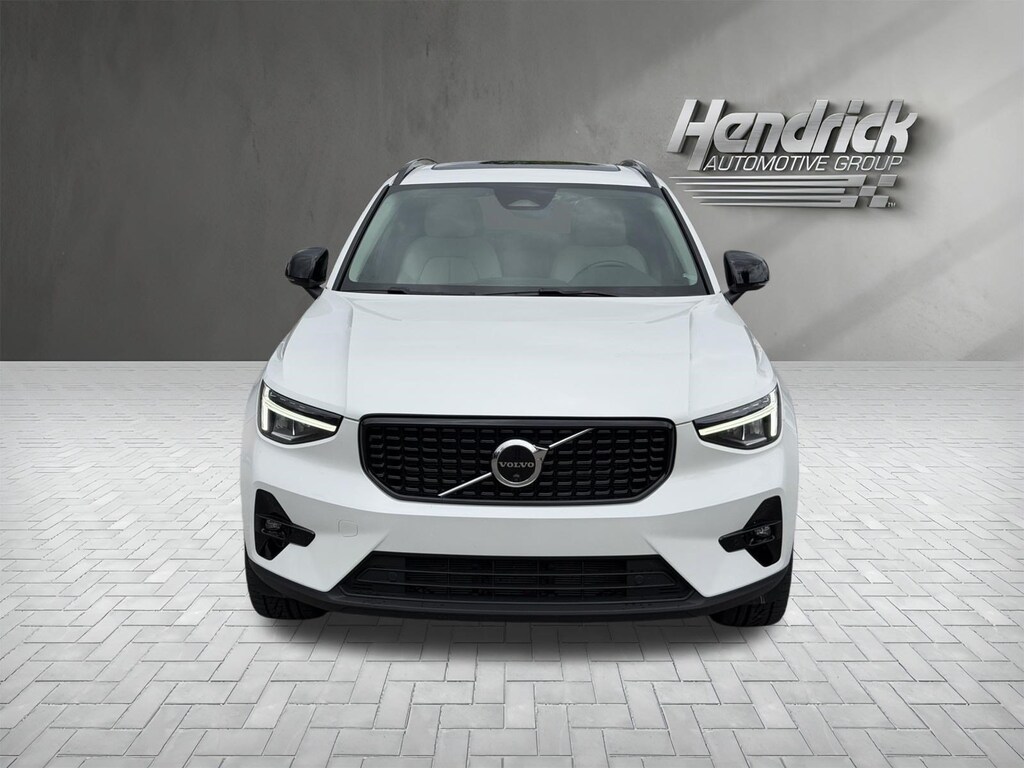 Used 2023 Volvo XC40 Plus Dark Theme SUV
