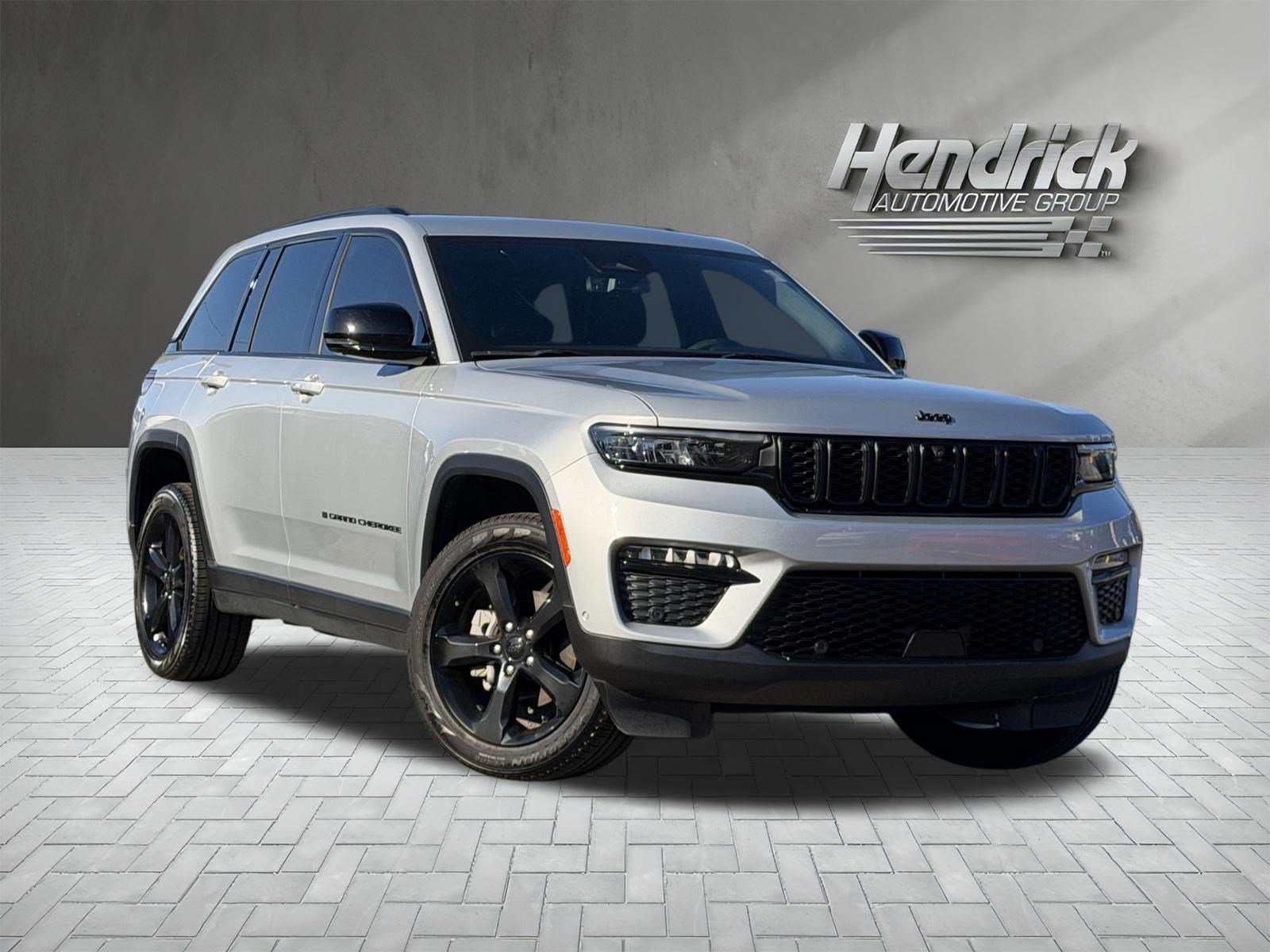Used 2025 Jeep Grand Cherokee Limited SUV