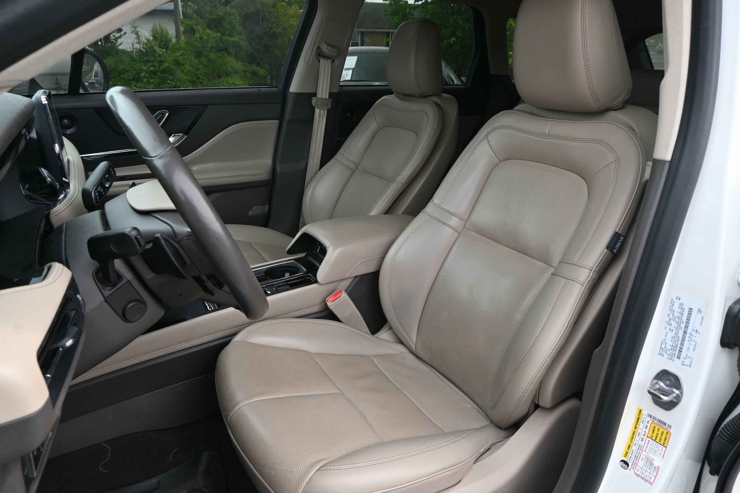 2021 Lincoln Corsair Reserve photo 6