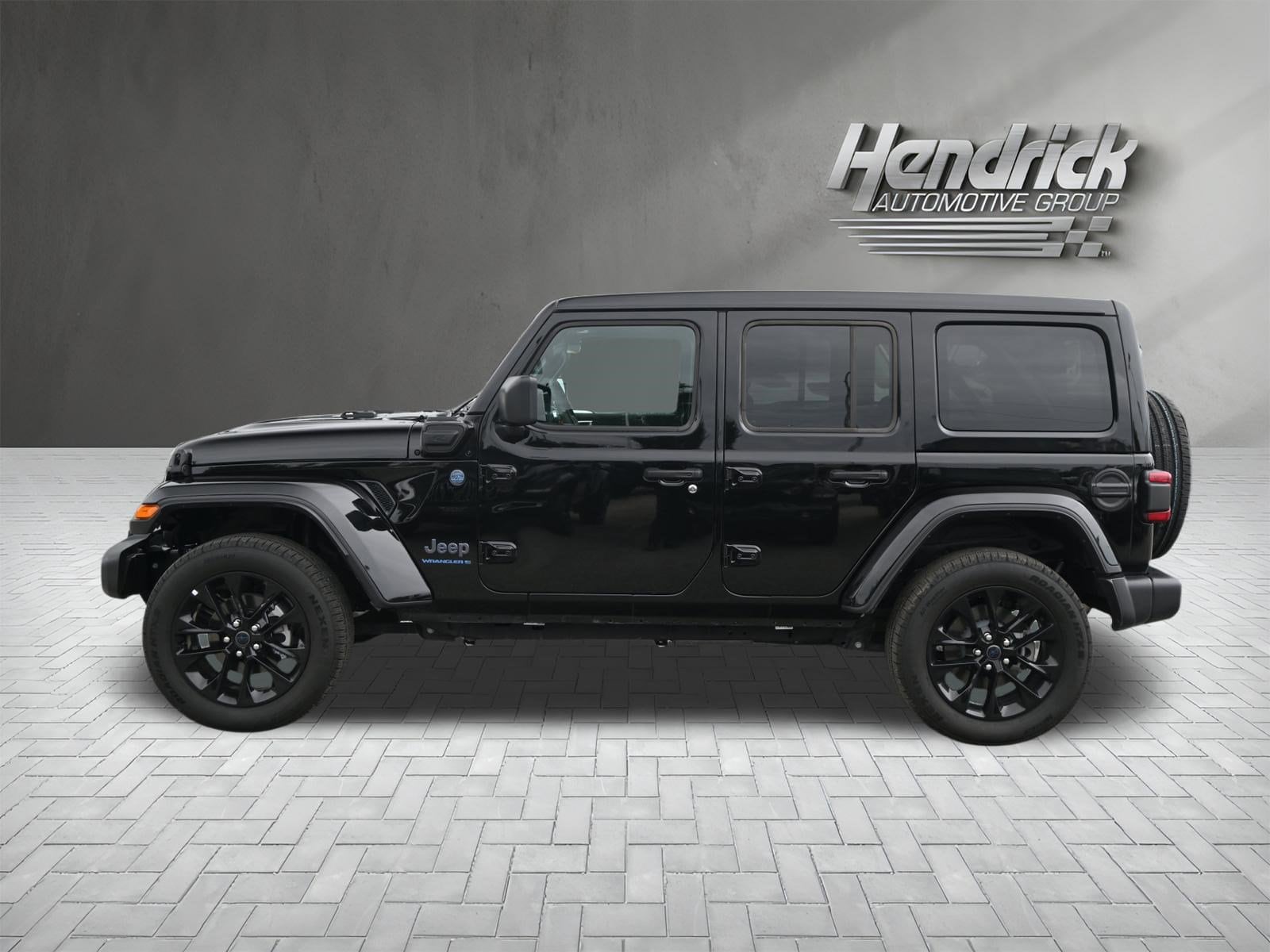 2025 Jeep Wrangler 4xe Sahara photo 6