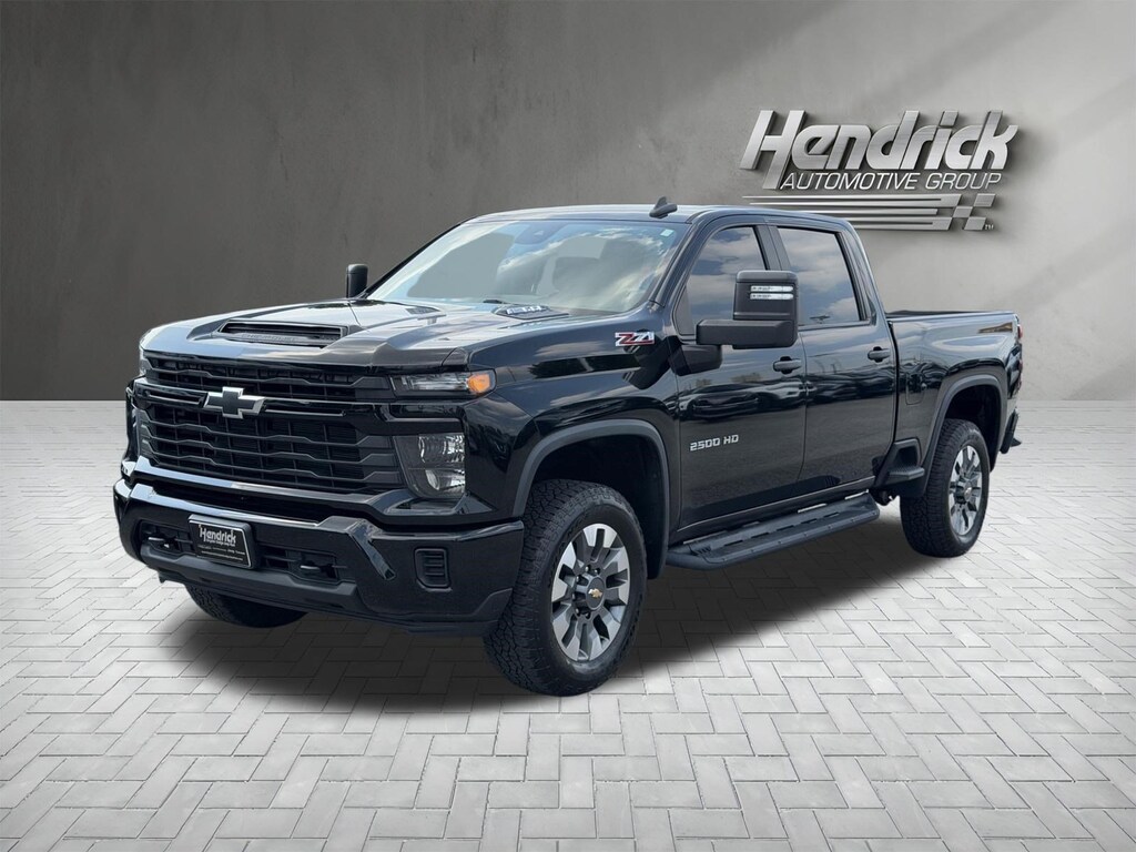 Used 2024 Chevrolet Silverado 2500HD Custom Pickup