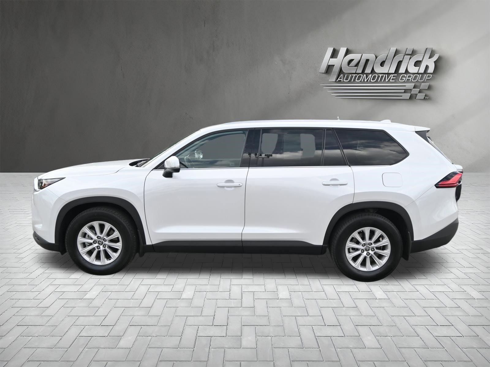 2024 Toyota Grand Highlander XLE photo 6